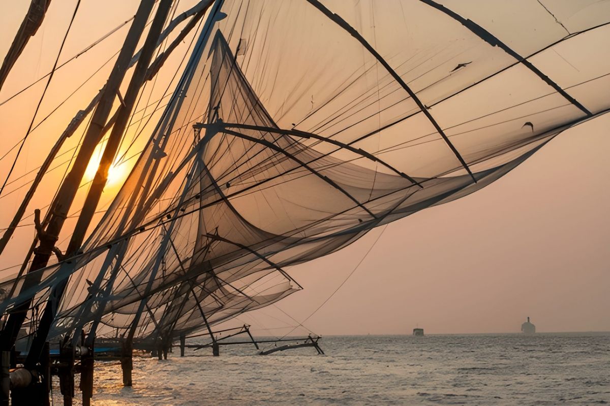 Kerala: A Journey Through Nature & Luxury – 10 Nights